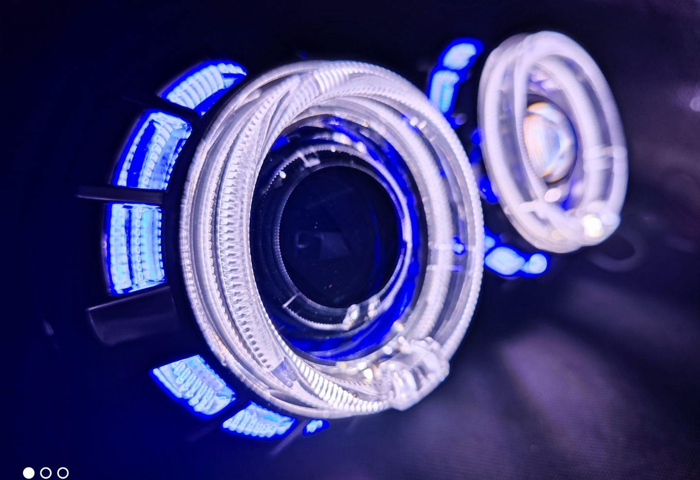 لنز زنون خور. لنز التیمت کد 25